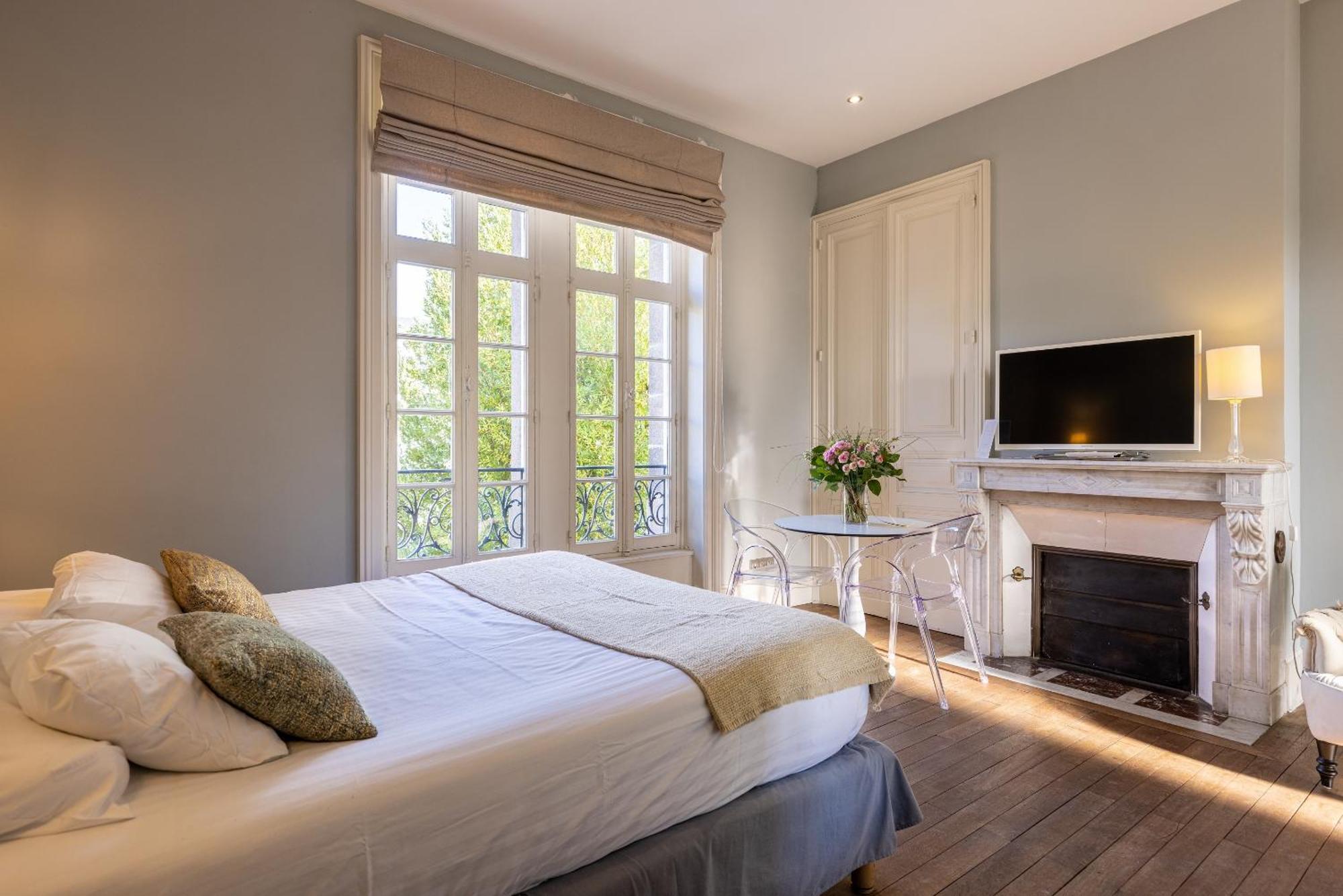 La Villa Beaupeyrat - Apparthotels De Charme Dans Batisse De Caractere A 400M Du Coeur De Ville De Limoges Oda fotoğraf